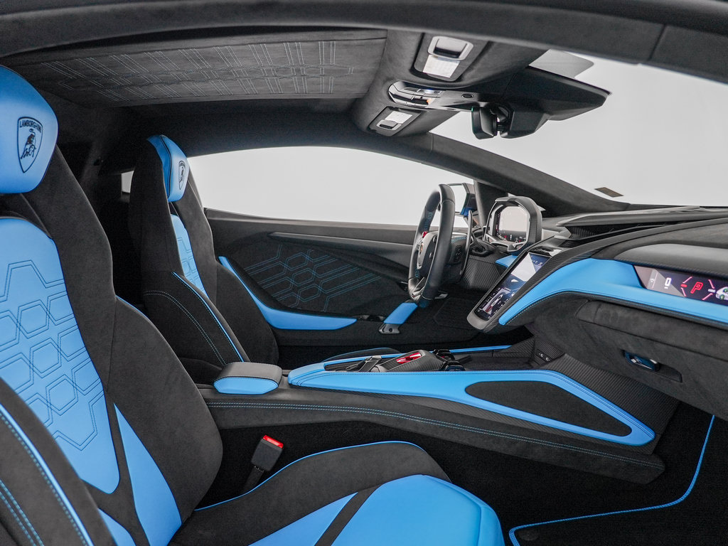 Used 2026 Lamborghini Revuelto AWD/4WD image 23