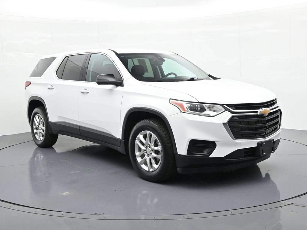 Used 2021 Chevrolet Traverse LS AWD/4WD image 4