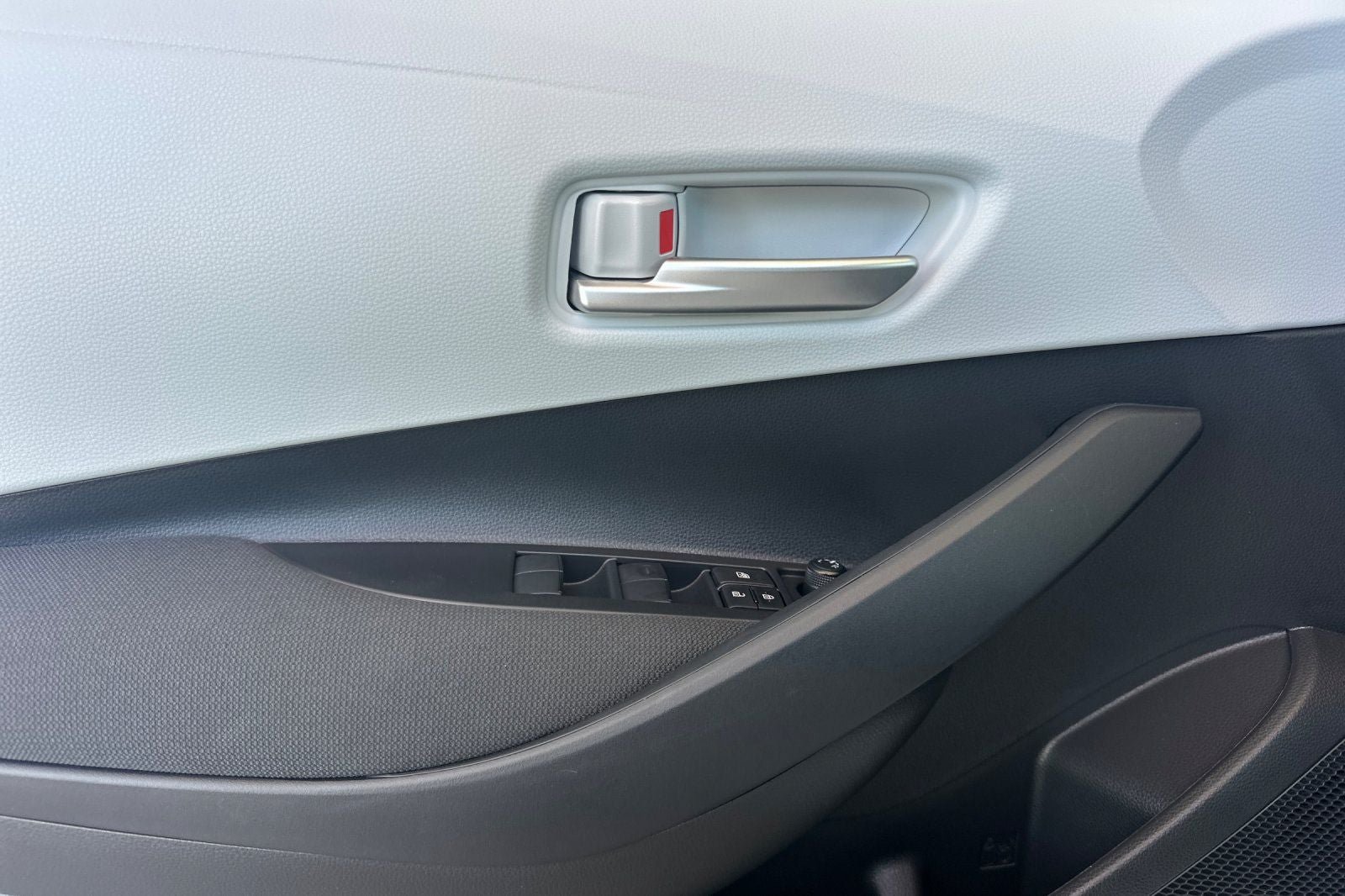 New 2026 Toyota Corolla SE FWD image 12