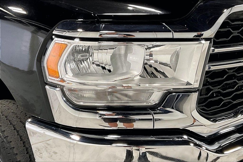 Used 2022 RAM 3500 Tradesman AWD/4WD image 37