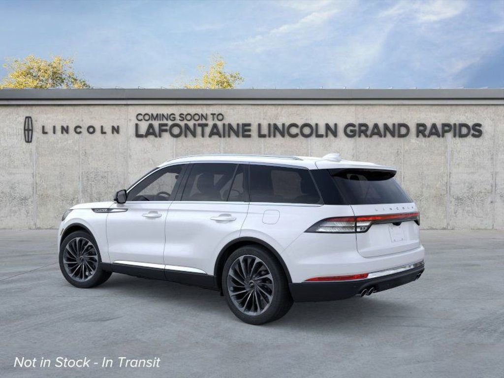 New 2026 Lincoln Aviator Reserve image 4