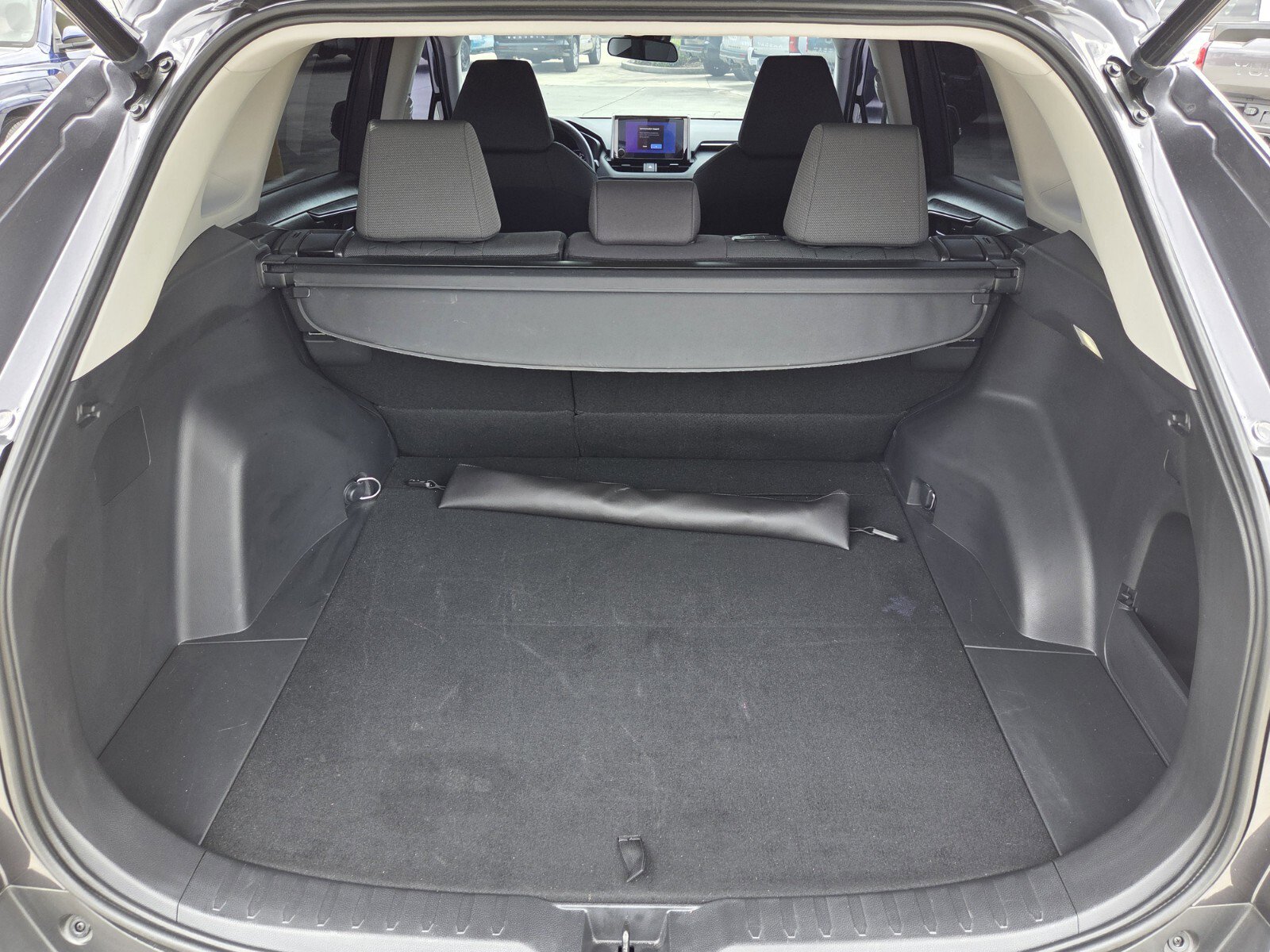 Certified 2023 Toyota RAV4 XLE w/ Convenience Package image 9