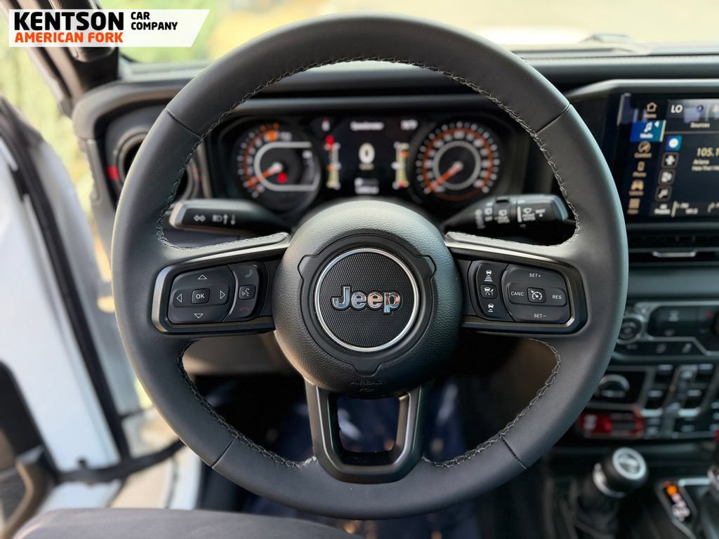 Used 2026 Jeep Wrangler Unlimited Rubicon AWD/4WD image 14