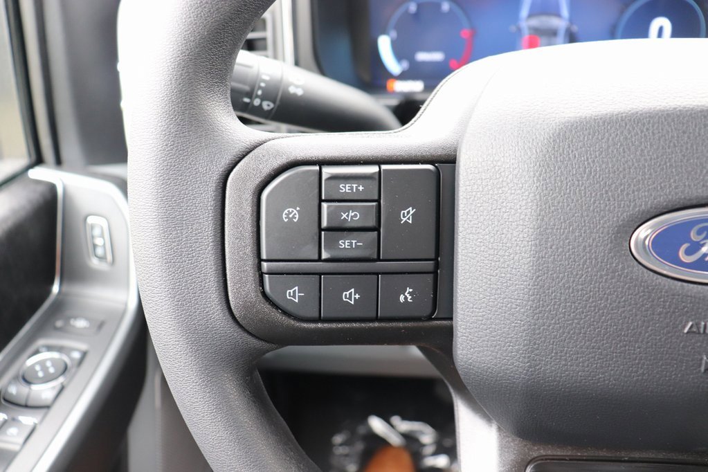 New 2026 Ford F350 4x4 Crew Cab Super Duty image 32