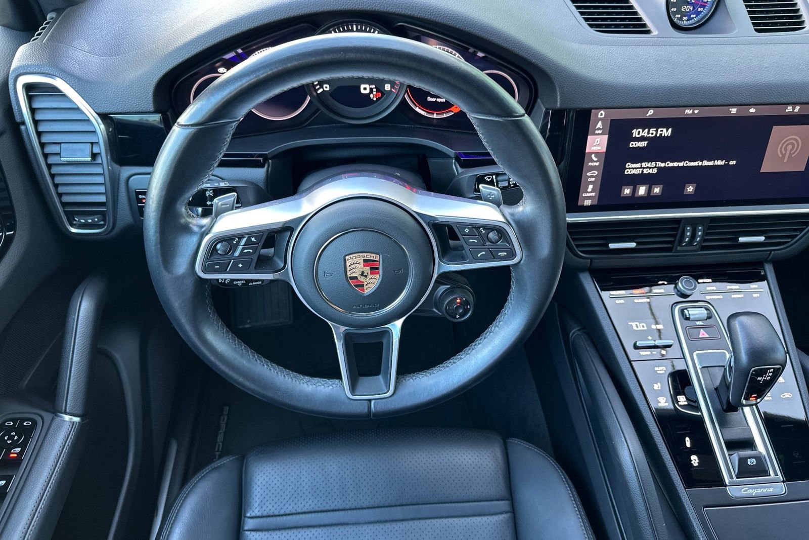 Used 2021 Porsche Cayenne image 16