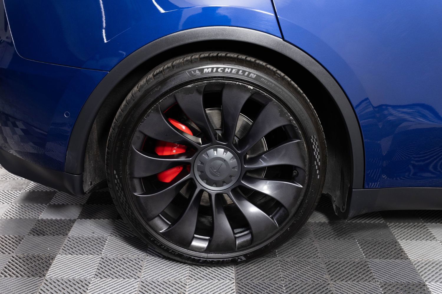 Used 2022 Tesla Model Y Performance AWD/4WD image 39