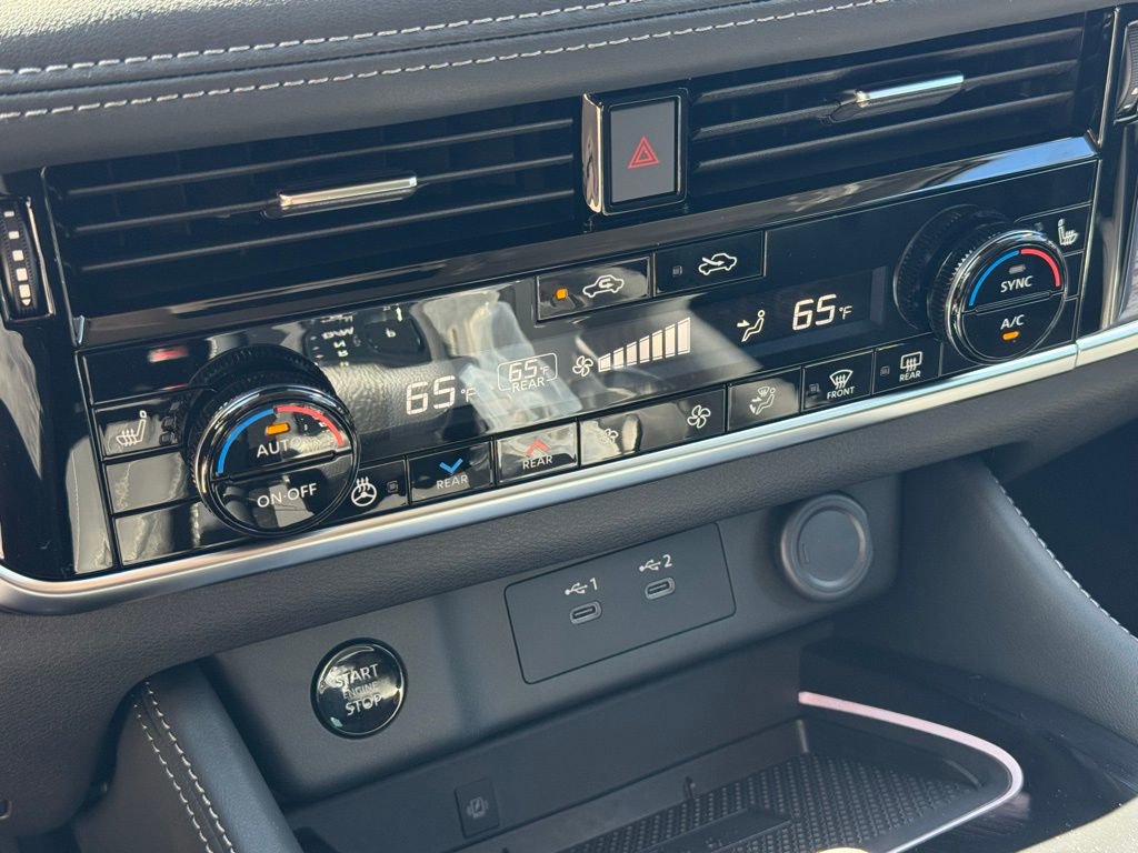 New 2026 Nissan Rogue Platinum image 11