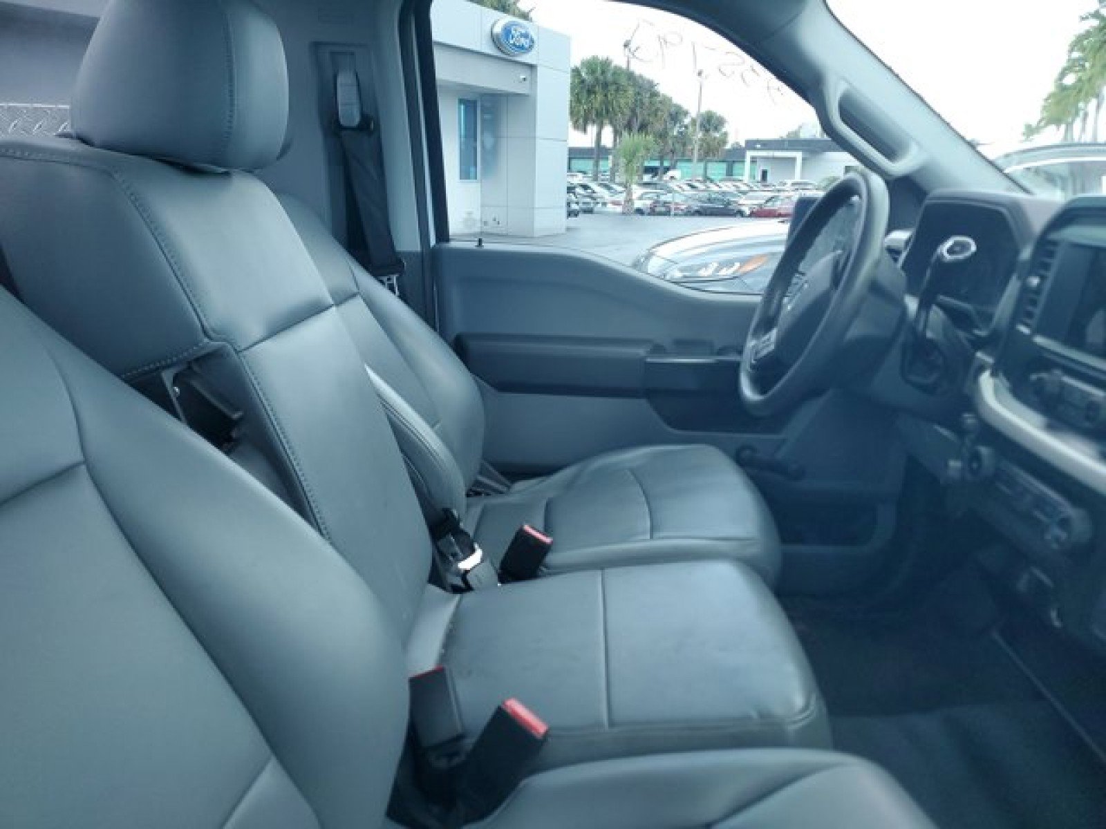 Used 2021 Ford F150 XL RWD image 9