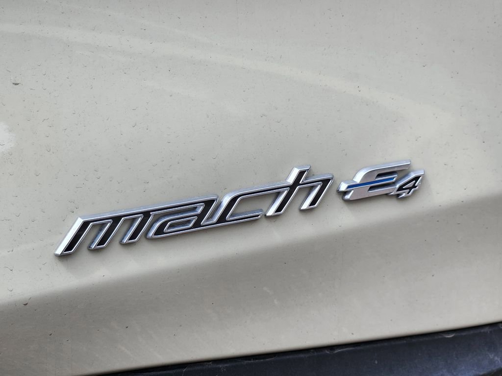 Used 2025 Ford Mustang Mach-E Premium AWD/4WD image 16