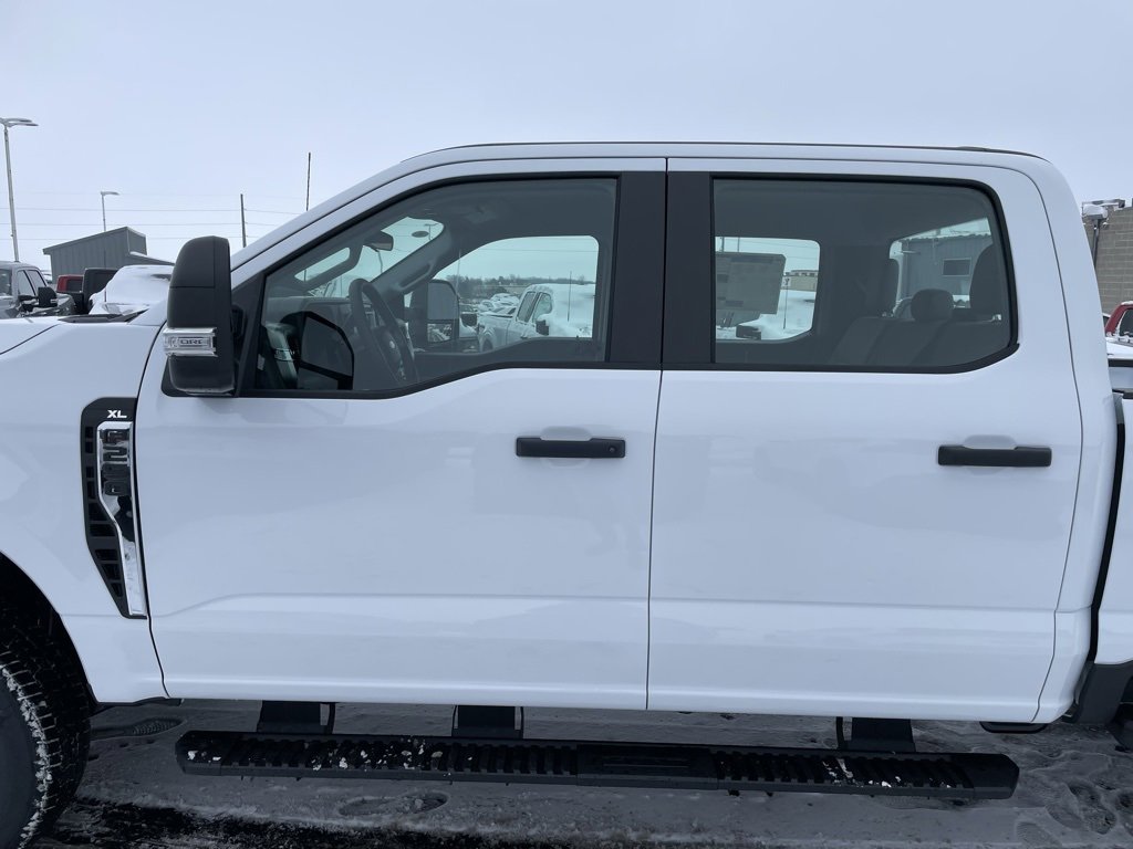 New 2026 Ford F250 XL w/ XL Chrome Package image 34