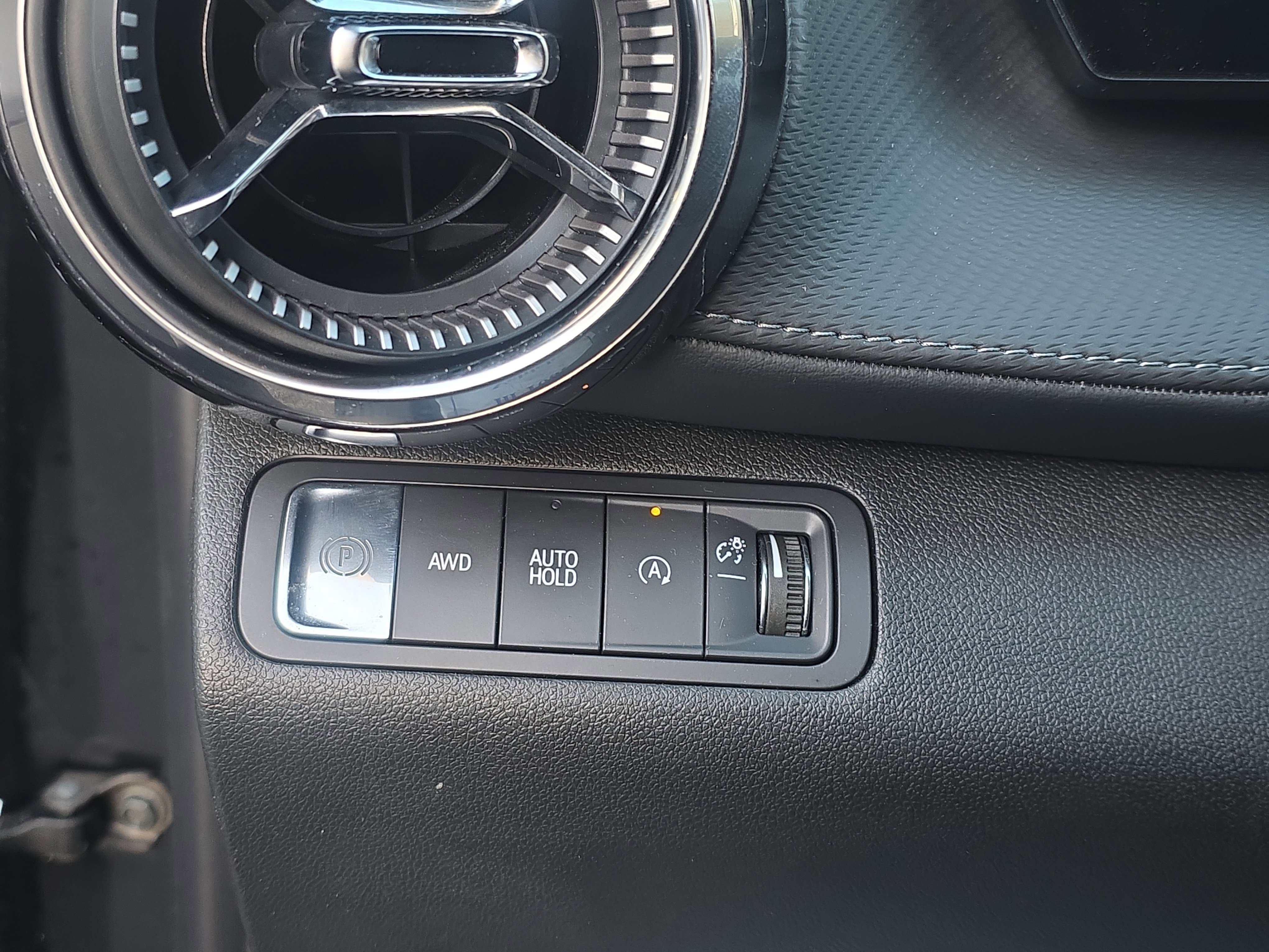 Used 2025 Chevrolet Equinox LT image 20