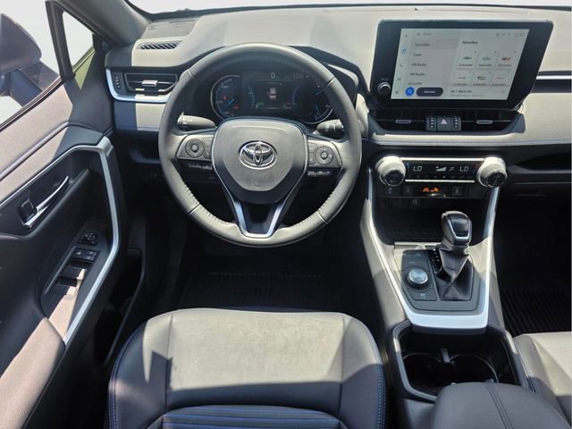Used 2023 Toyota RAV4 XSE AWD/4WD image 14