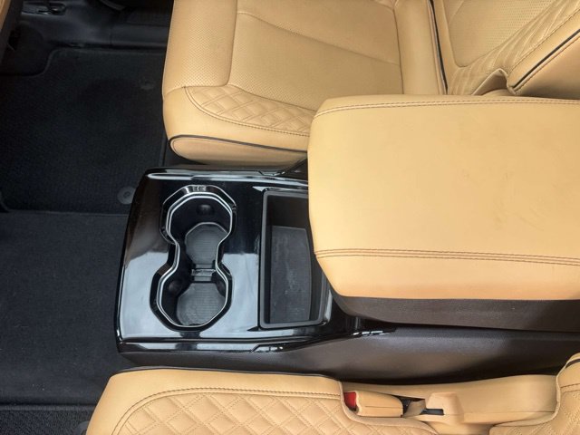Used 2024 Jeep Grand Cherokee L Summit w/ High Altitude Package AWD/4WD image 29