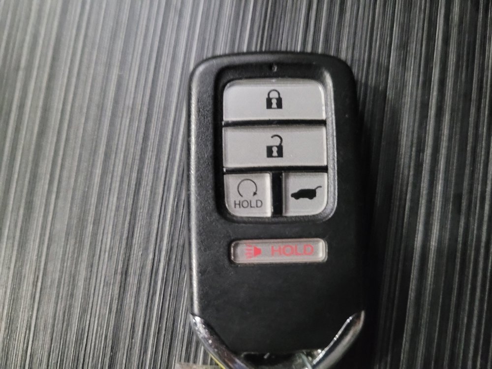Used 2016 Honda Pilot Elite image 32