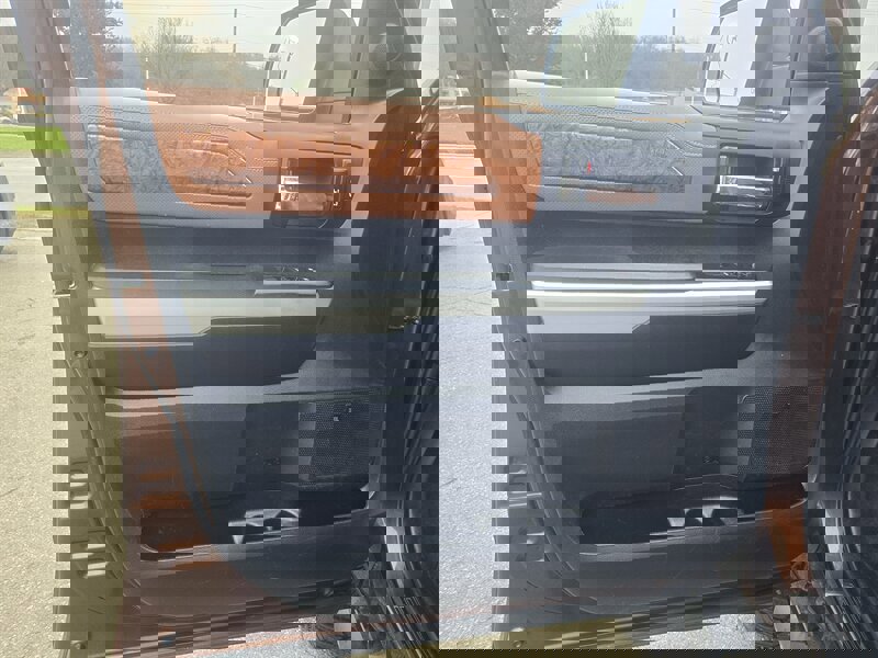 Used 2015 Toyota Tundra 1794 Edition image 6