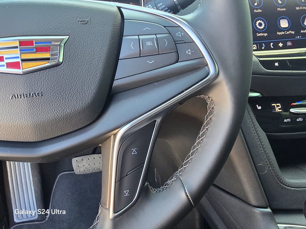 New 2026 Cadillac XT5 Luxury image 21