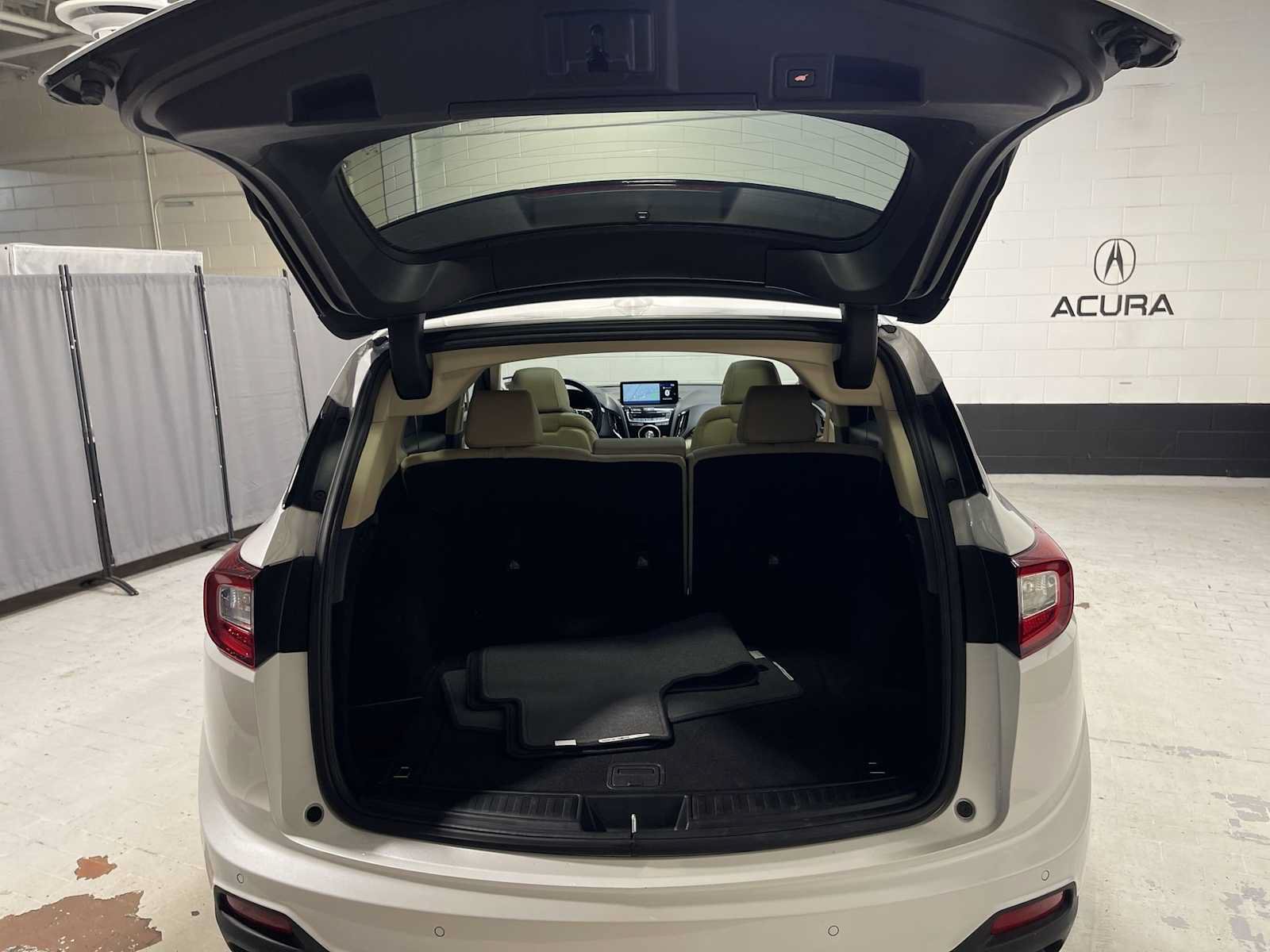 Used 2023 Acura RDX w/ Technology Package AWD/4WD image 19