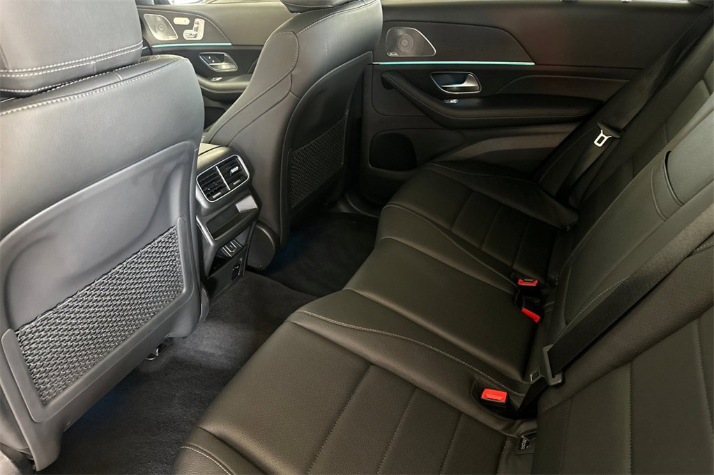 Used 2022 Mercedes-Benz GLE 350 4MATIC w/ AMG Line Exterior image 14