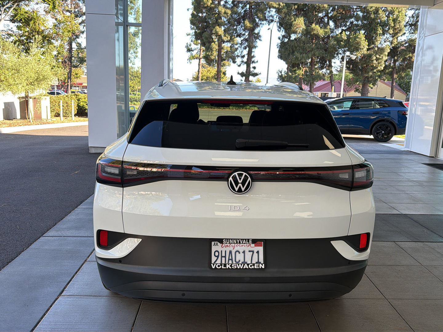 Certified 2023 Volkswagen ID.4 Pro RWD image 4