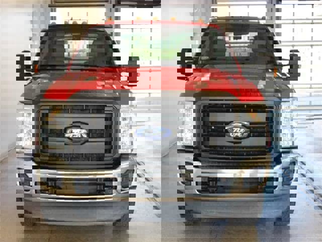 Used 2011 Ford F350 XL w/ PWR Equipment Group image 4