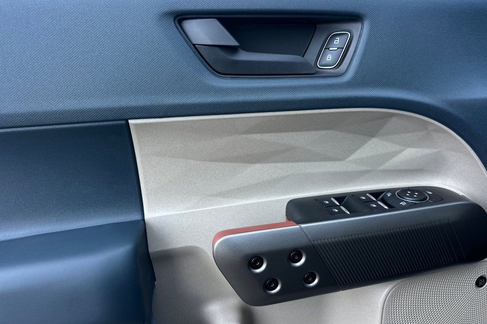 New 2025 Ford Maverick Lariat image 10