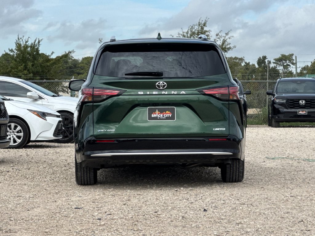 Certified 2026 Toyota Sienna Limited AWD/4WD image 5