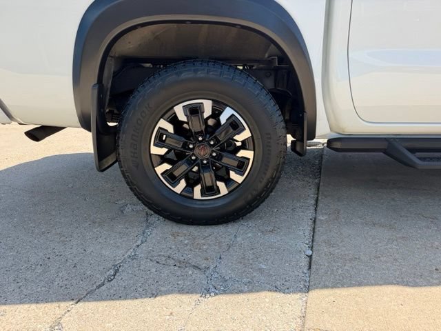 Used 2023 Nissan Frontier PRO-4X w/ Pro Convenience Package AWD/4WD image 11