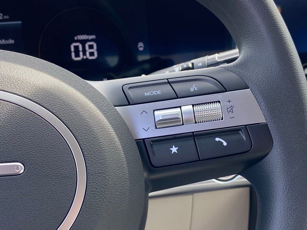 New 2026 Hyundai Tucson SEL image 18