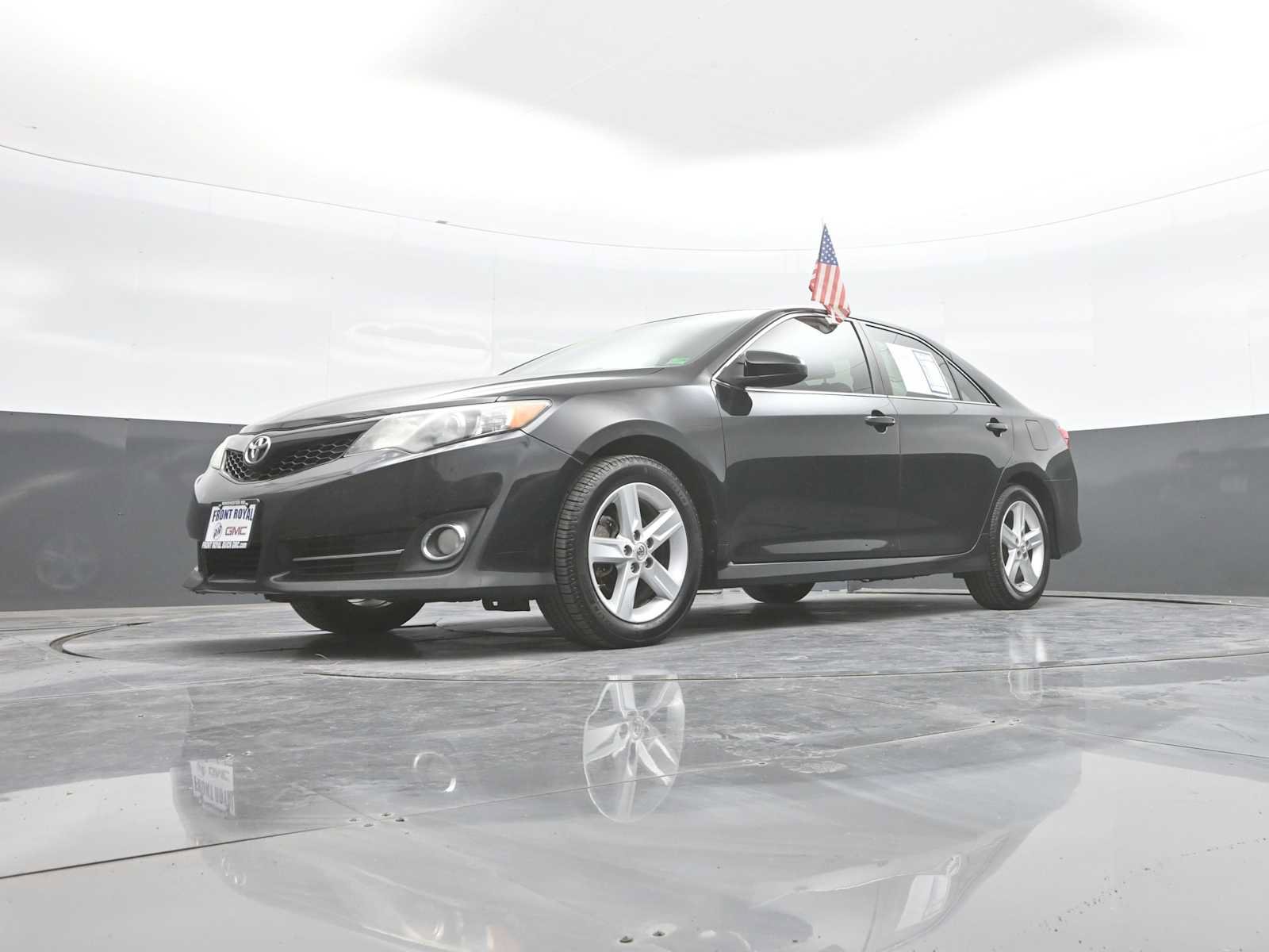 Used 2014 Toyota Camry SE FWD image 71
