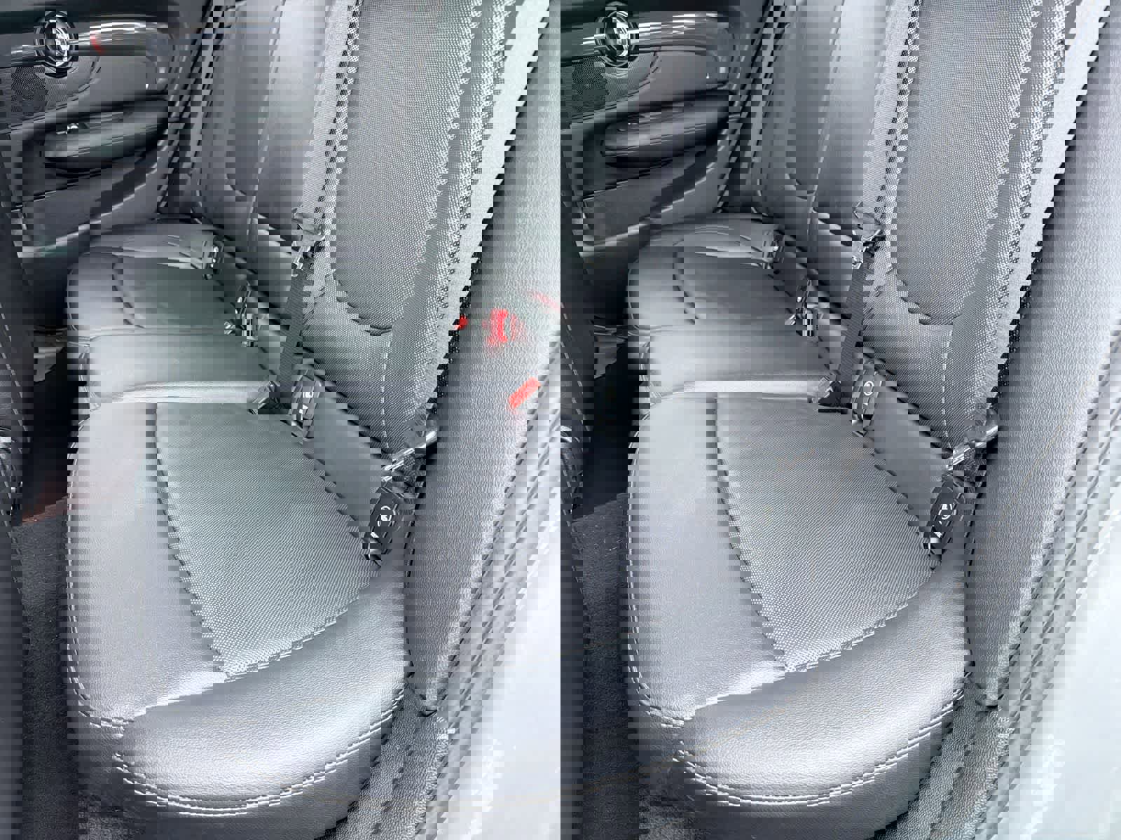 Used 2019 MINI Cooper Clubman S image 20