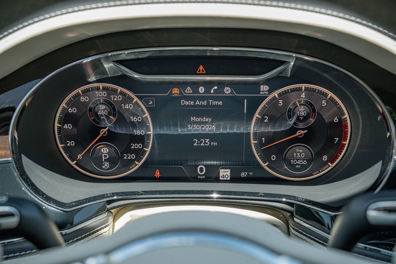 Used 2020 Bentley Flying Spur W12 image 25