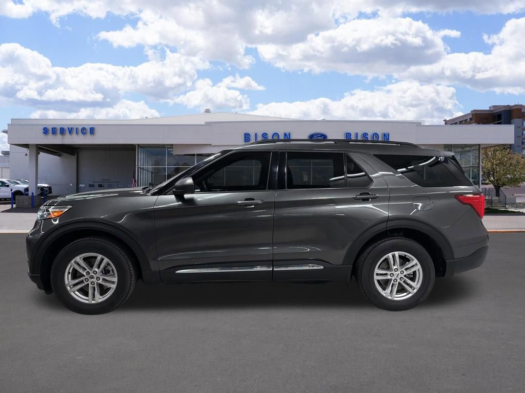 Used 2020 Ford Explorer XLT w/ Equipment Group 202A AWD/4WD image 6