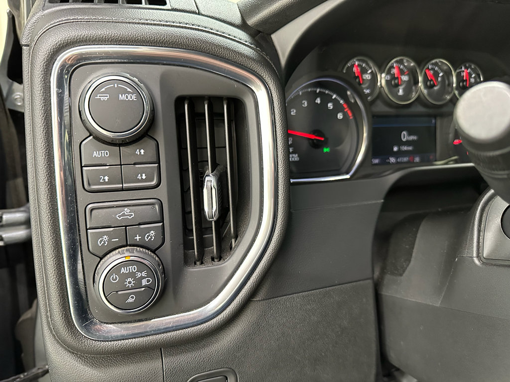 Used 2020 Chevrolet Silverado 1500 LT w/ All-Star Edition AWD/4WD image 31