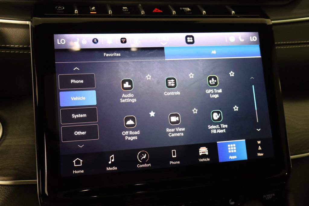 Used 2024 Jeep Grand Cherokee Limited w/ Black Appearance Package image 40