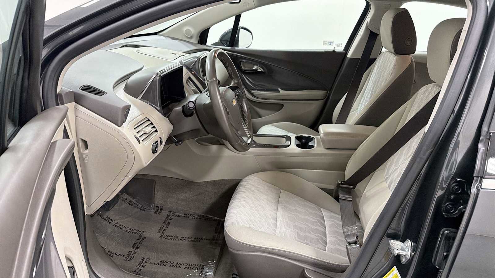 Used 2014 Chevrolet Volt w/ Enhanced Safety Package 1 FWD image 13