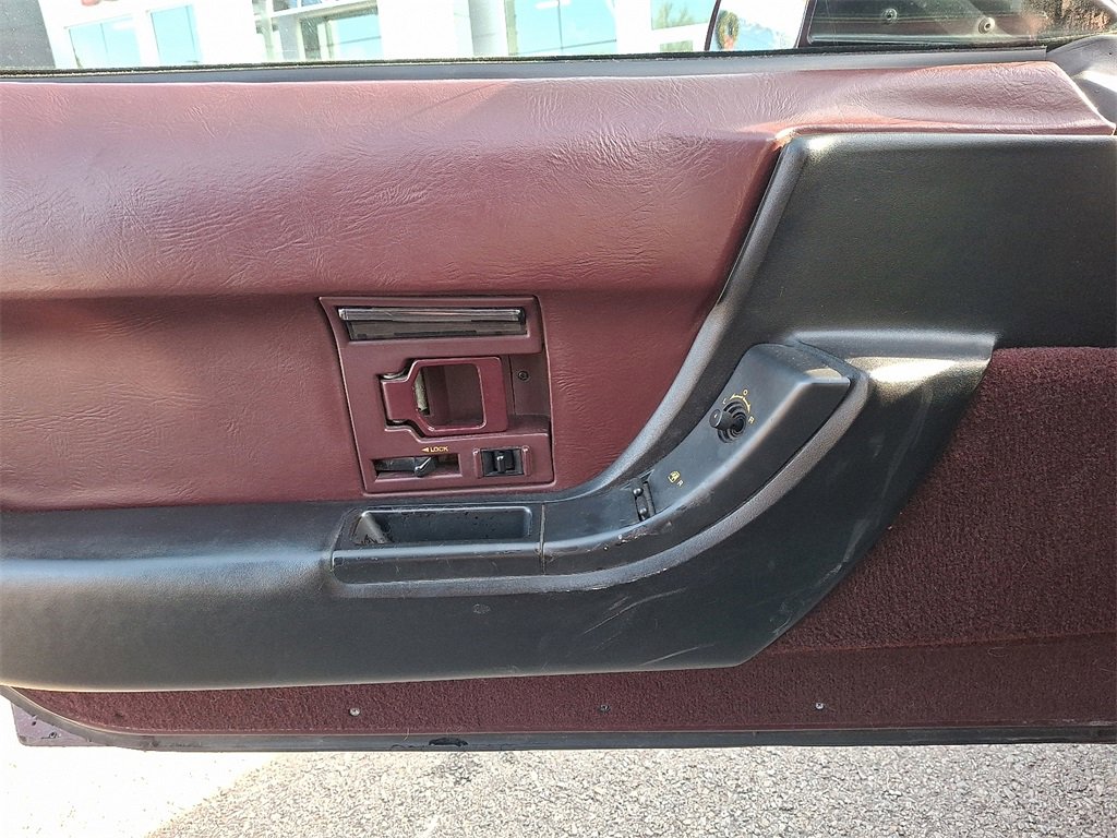 Used 1993 Chevrolet Corvette Convertible image 12