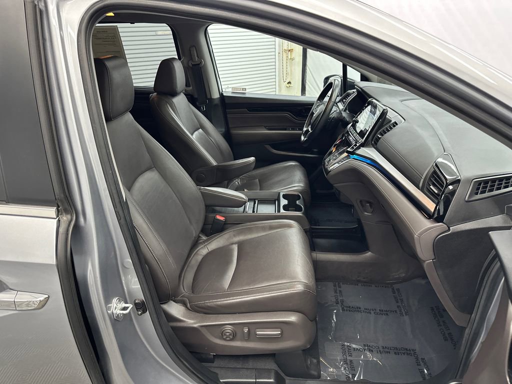 Used 2021 Honda Odyssey Touring image 15