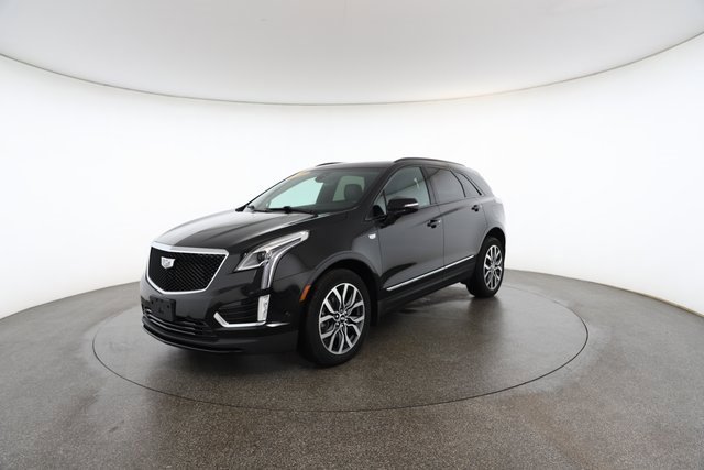 Used 2021 Cadillac XT5 Sportv image 2