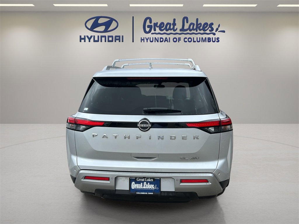 Used 2022 Nissan Pathfinder SL image 4