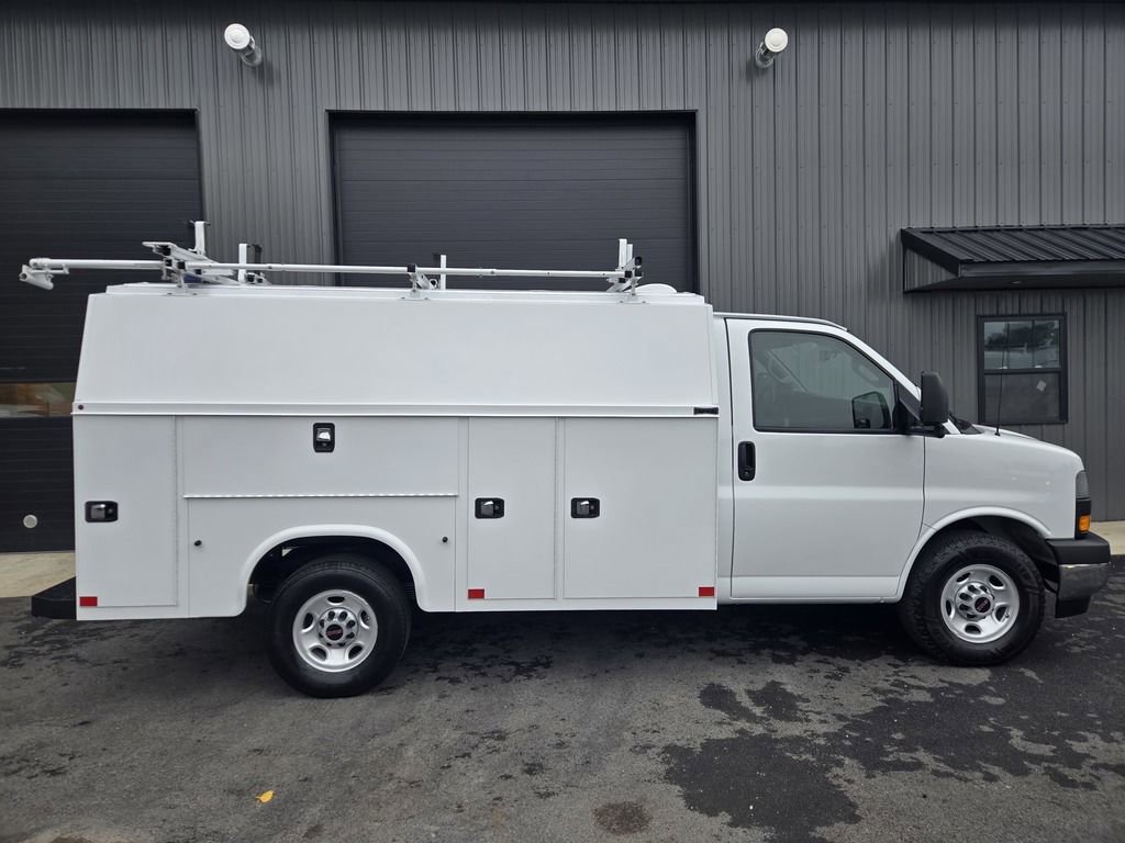 Used 2019 GMC Savana 3500 w/ Power Convenience Package image 5