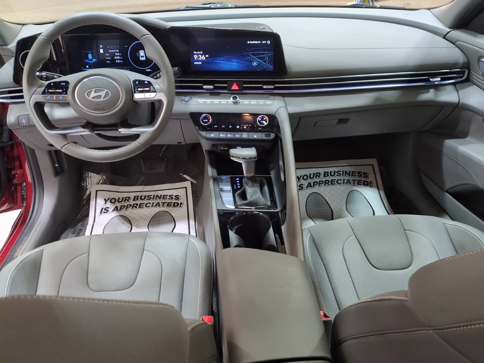 Certified 2024 Hyundai Elantra SEL w/ Convenience Package FWD image 14
