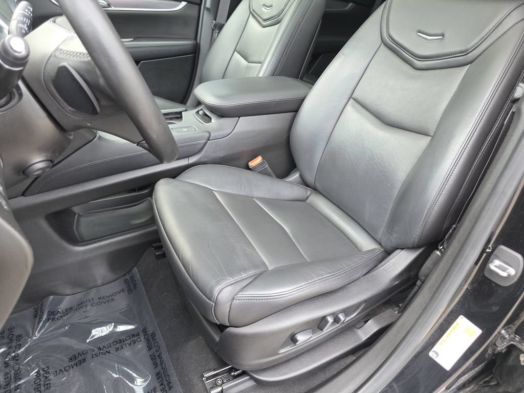 Used 2019 Cadillac XT5 Luxury FWD image 17