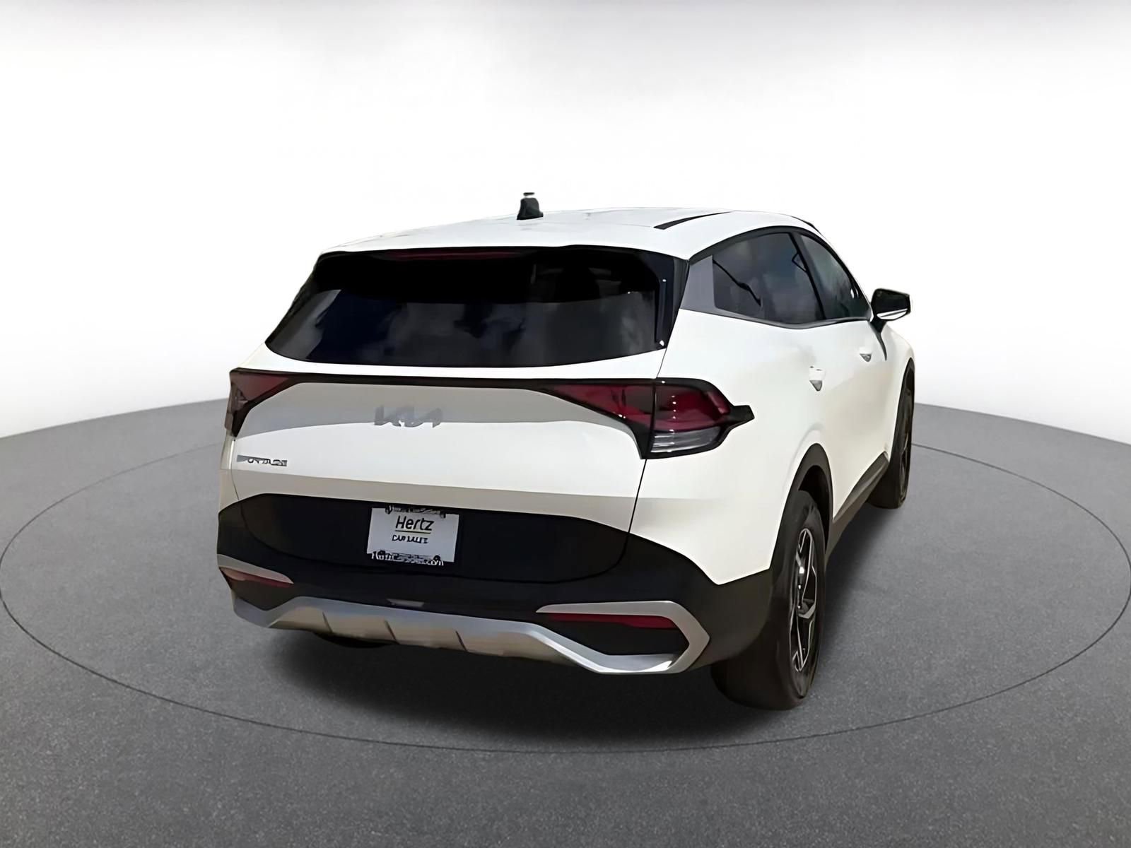 Used 2025 Kia Sportage LX image 15