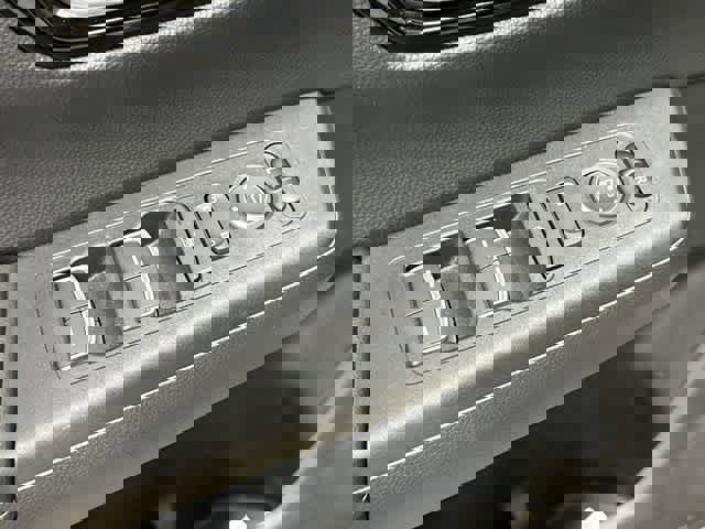 Used 2025 Honda CR-V Sport Touring image 20