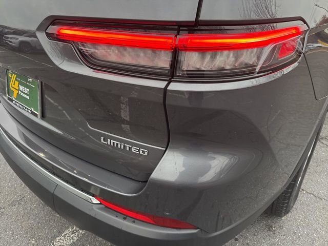 Used 2022 Jeep Grand Cherokee L Limited image 32