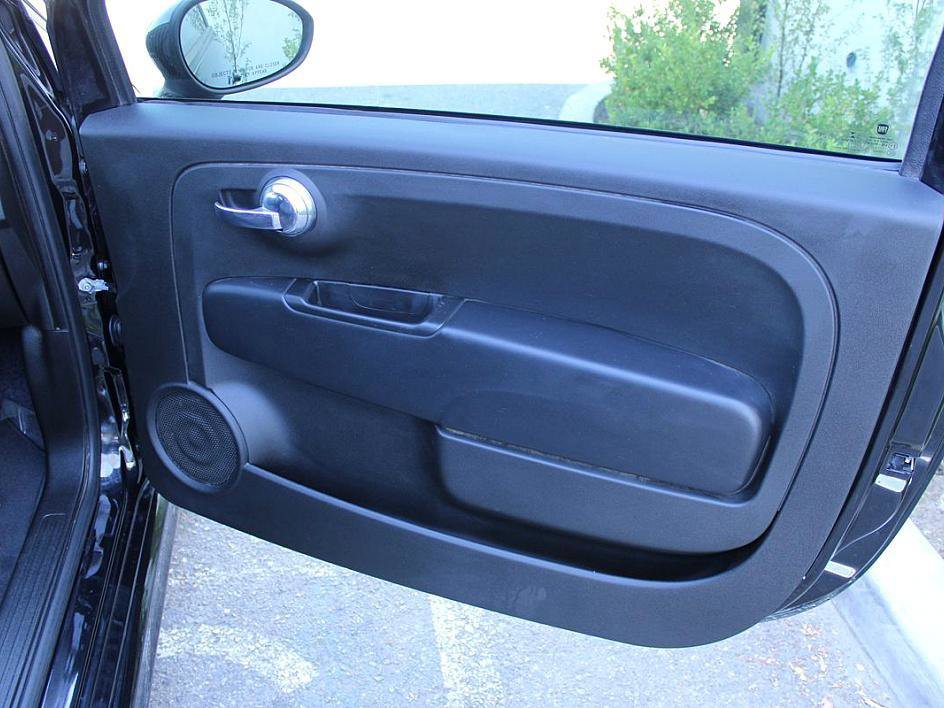 Used 2013 FIAT 500 Abarth w/ Comfort/Convenience Group image 12