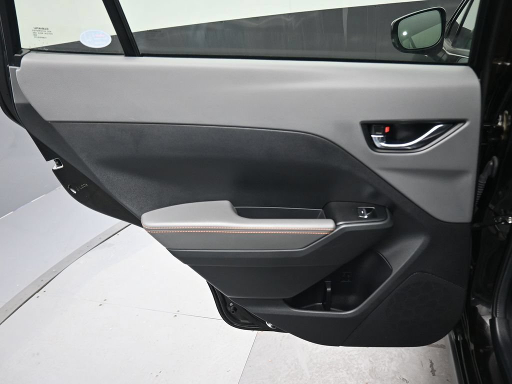 Used 2024 Subaru Crosstrek 2.5i Limited w/ Crosstrek Mirror Package AWD/4WD image 28