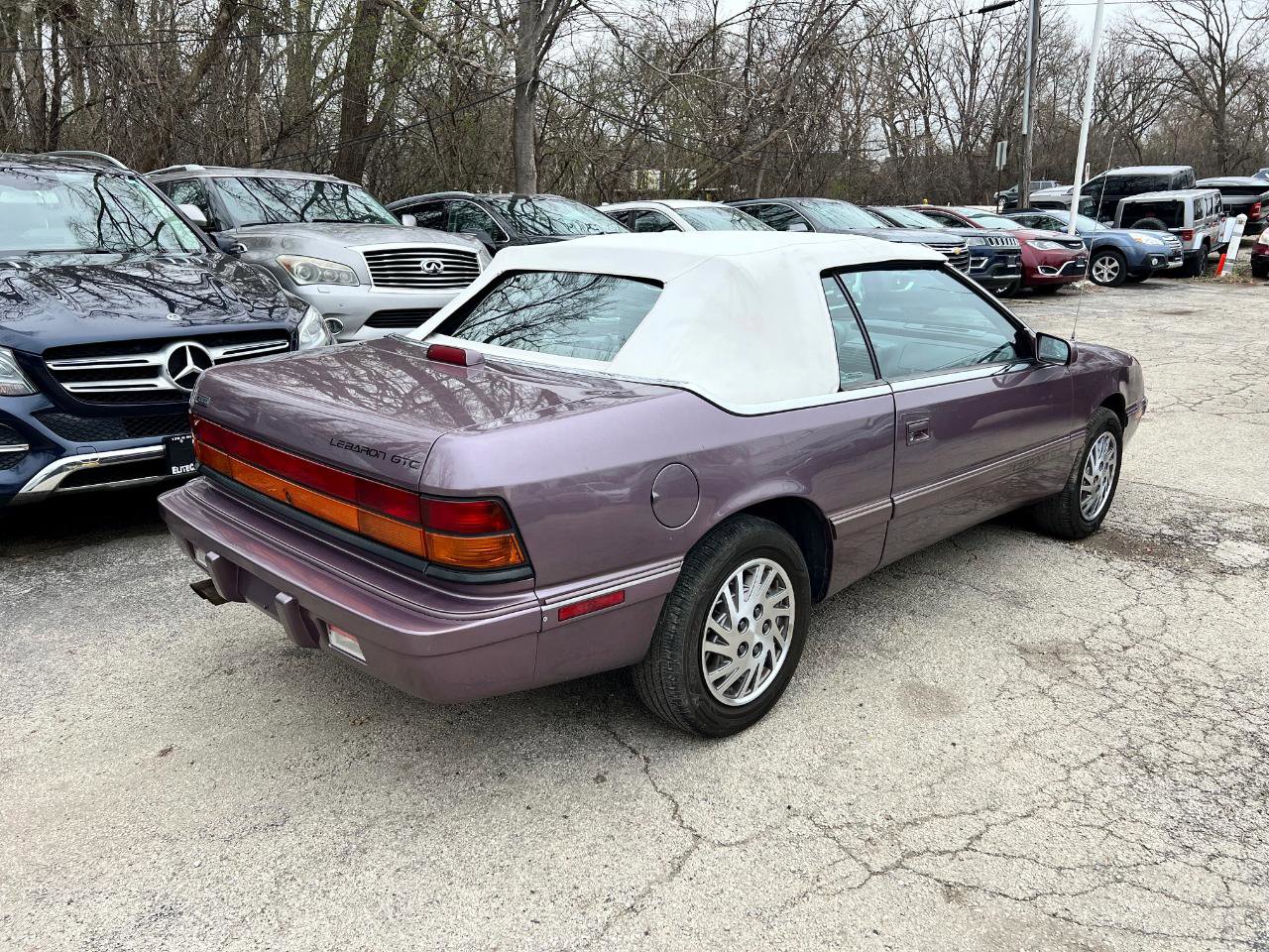 Used 1995 Chrysler LeBaron Convertible FWD image 23