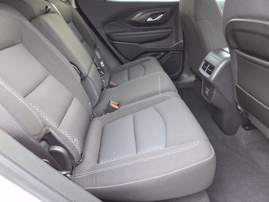 Used 2023 GMC Terrain SLE FWD image 23