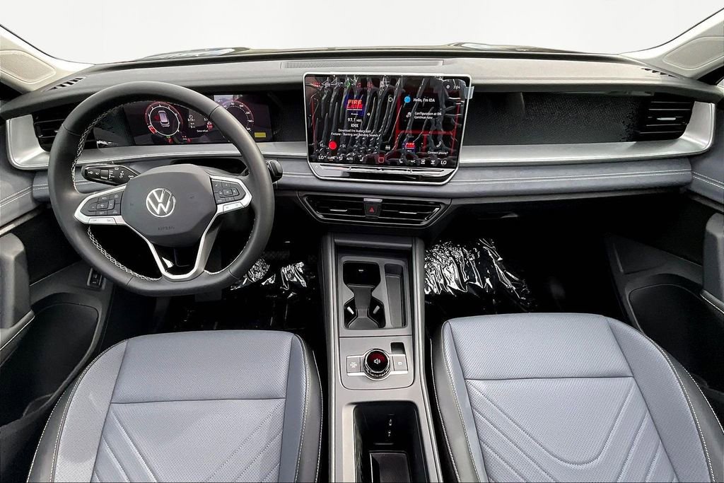 New 2026 Volkswagen Tiguan SE image 7